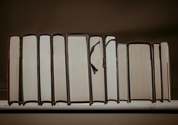 «Открой книги приключений и фантастики»