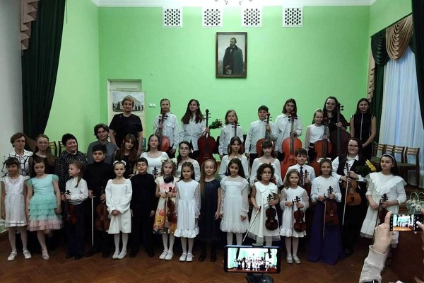 Видеопрезентация концерта учеников отделения «Струнно-смычковые инструменты» МБУДО ДШИ №7»