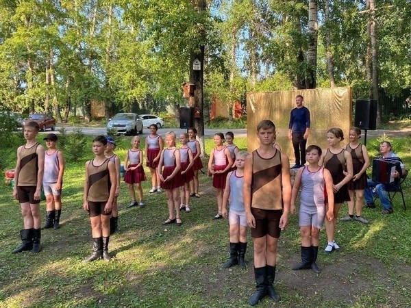 Программа «Танцуют все!»
