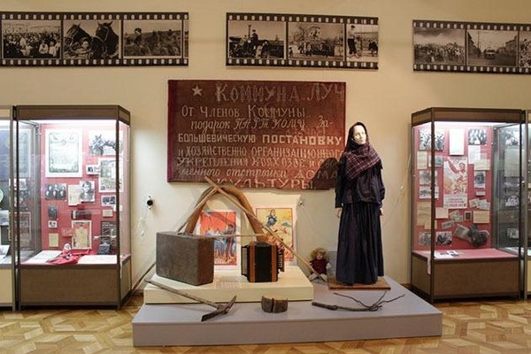 Экскурсия «Трагедии и свершения XX века»