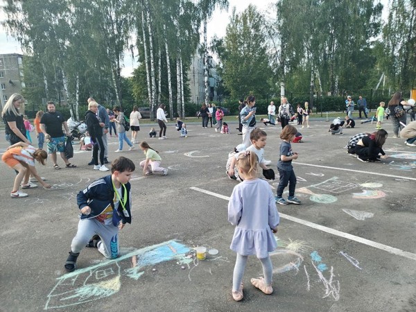 Весёлые краски детства