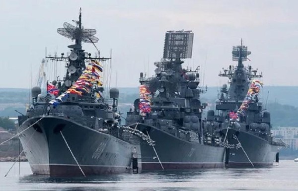 «Экипаж одна семья»