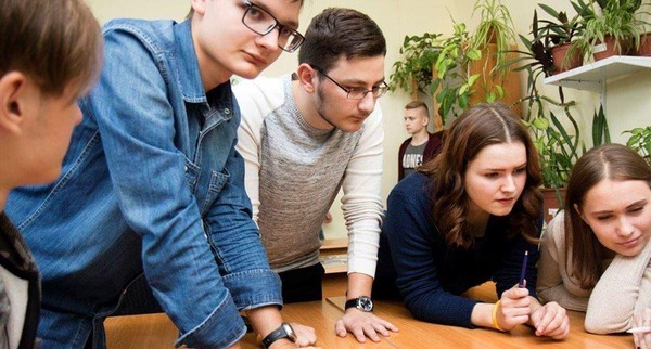 Интерактивно-познавательная программа «Молодежный интеллект: открываем горизонты»
