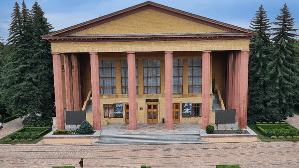 Закрытие 180-го театрального сезона