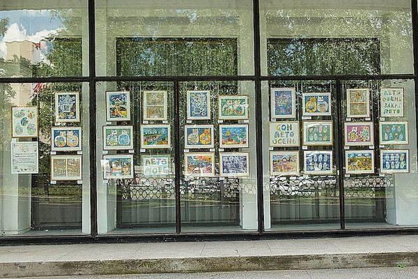 Выставка «Творчество юных – любимому городу!»