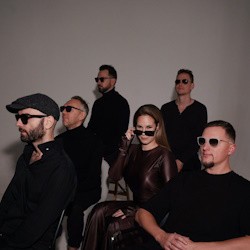 Сочный джаз, соул и блюз на крыше. Светлана Жаворонкова и Acoustic Soul