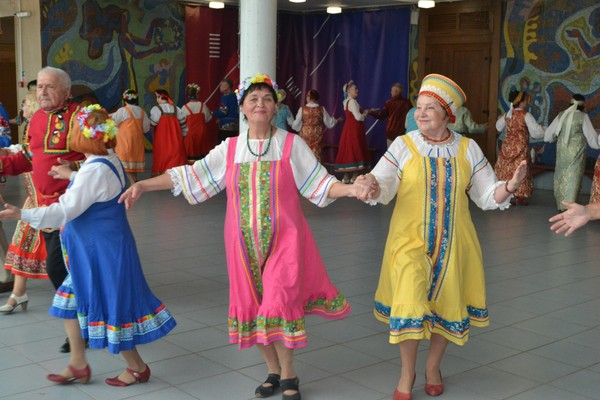Ромашковый бал