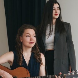 Acoustic night: Олеся Максакова & Александра Волкодав