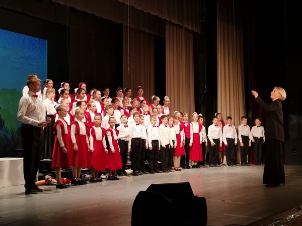 Концерт-онлайн, посвящённый Дню семьи, любви и верности