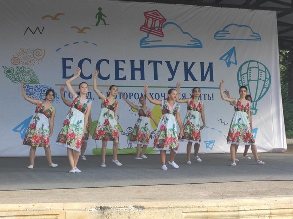 Концертная программа «Главнее всех – моя семья»