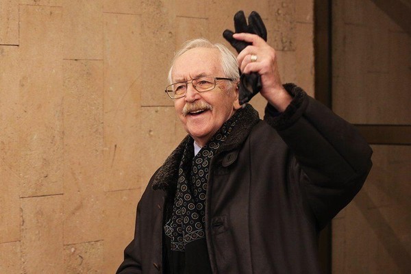 «90 лет актёру Василию Ливанову»