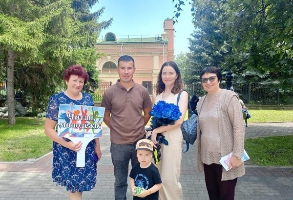 Акция «Молодёжь читающая и творящая»