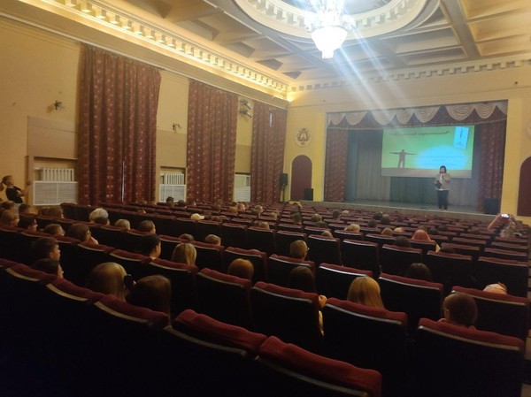 «Осколки разбитой юности»