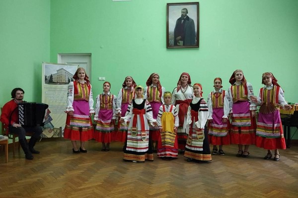 Библиомикс «Панорама жанров». Видеопрезентация лекции-концерта «Песня в жизни человека»