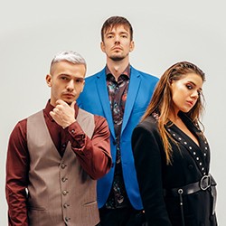 Группа «5sta Family»