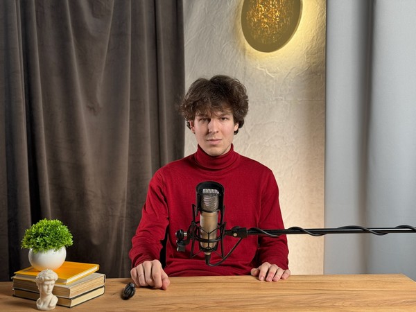 Лекторий. Максимилиан Неаполитанский