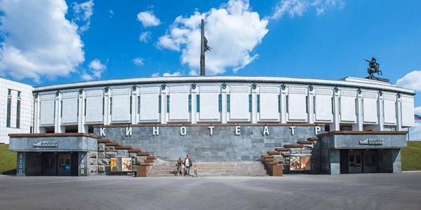 Показ документального сериала «Ударная сила»