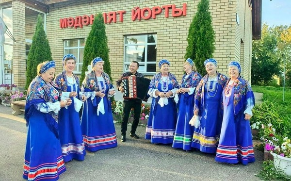 Поем на разных языках