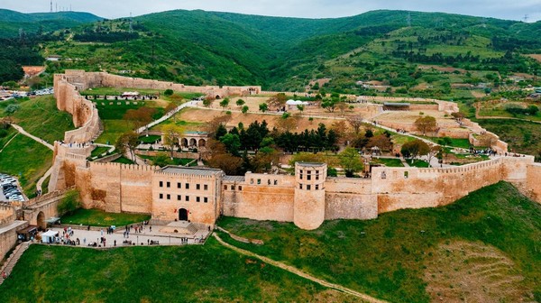 Образовательная викторина «Город легенд и тайн»