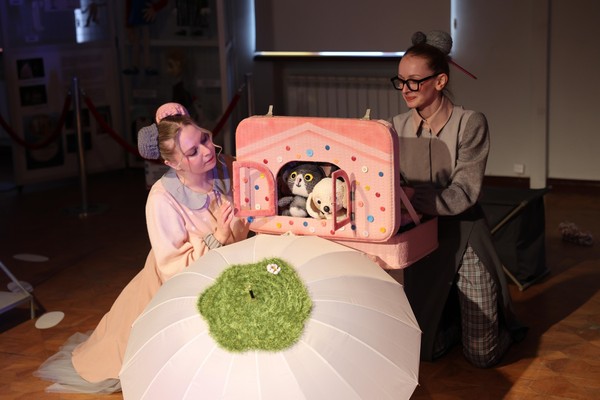 Спектакль «Любопытный щенок»