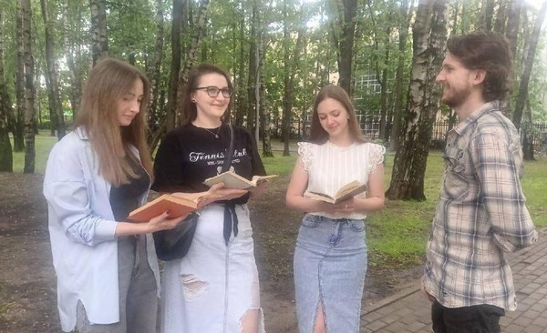 Встреча «Расплескалась синева»