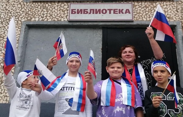 Мастер-класс «Три цвета Российской славы»