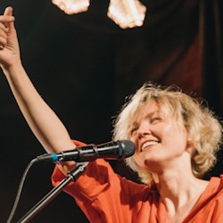 Анна Ворфоломеева