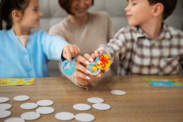 Клуб настольных игр на английском языке для детей