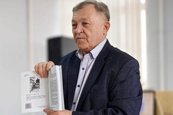 Презентация новой книги Сергея Вычужанина