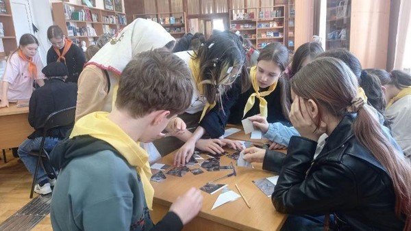 Книжный квест «Найди сокровище!» –квест к Дню открытых дверей