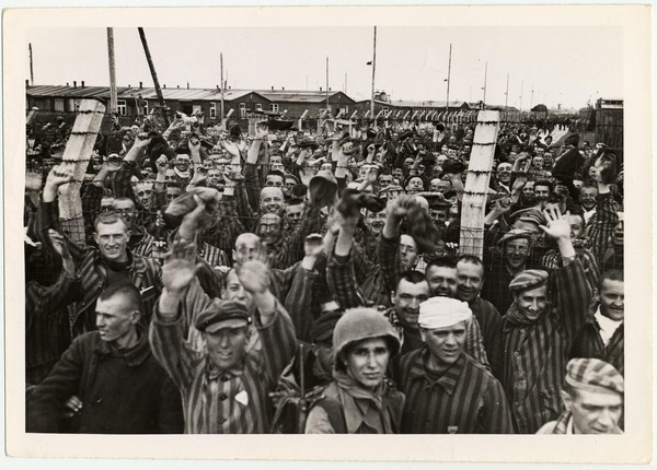 Тематическая встреча «Воспоминания узников Дахау.1945 Заключение.»
