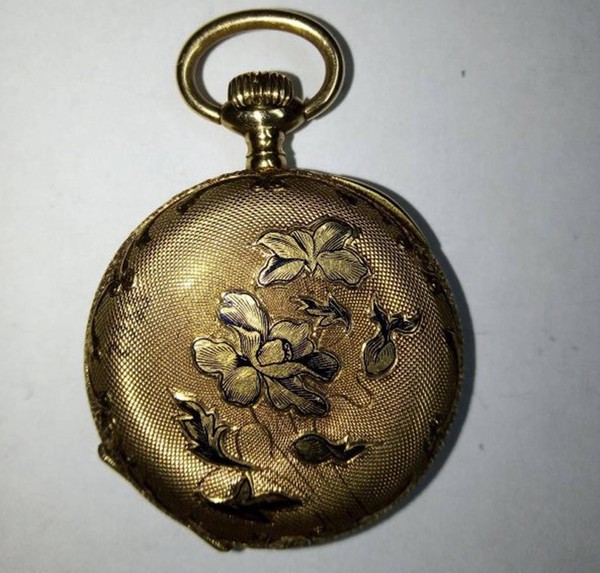 Квест «Тайна старинного медальона»