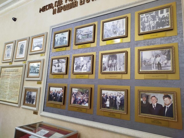 Экскурсия по экспозиции «Путь религиозного и политического деятеля А. А. Кадырова»