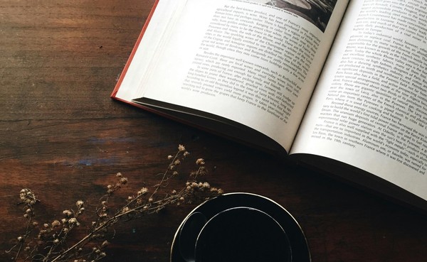 Книжный клуб «Читающее поколение». Книга «Про падение пропадом»