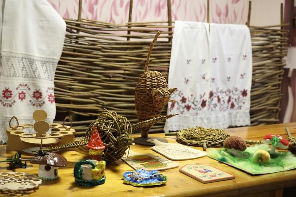 Выставка «Творческие открытия»