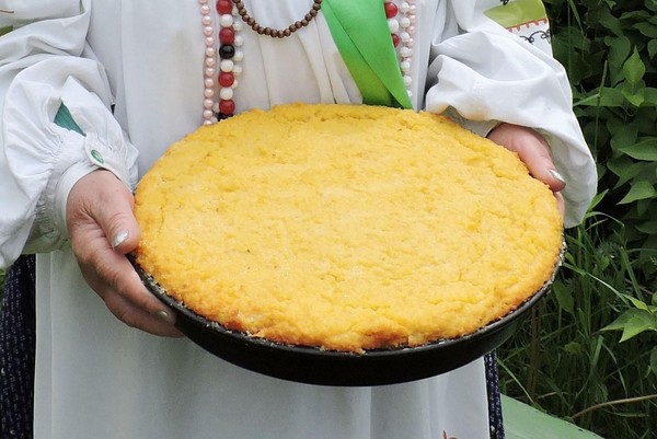 Виртуальный гид по традиции «Троицкий каравай – символ благополучия в доме»