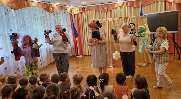 Игровая программа «Лето с книгой»