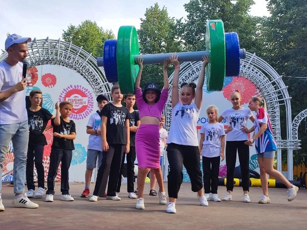 «Малые Олимпийские игры» спортивно-игровая программа ко Дню физкультурника