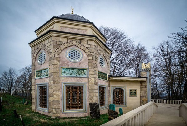 Выезное мероприятие на Зиярат Хеди, матери Кунта-Хаджи Кишиева