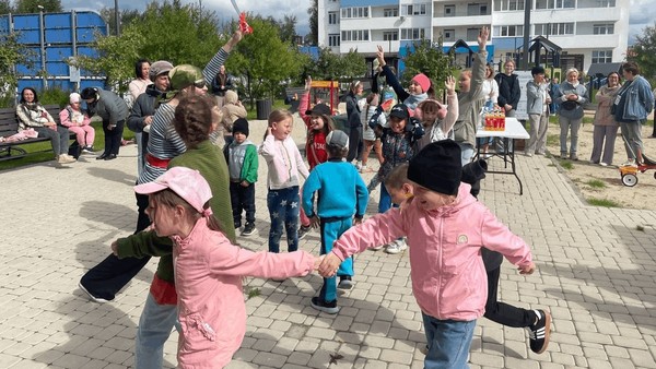 «Учат в школе»: День знаний в сквере «Казачьи луга»