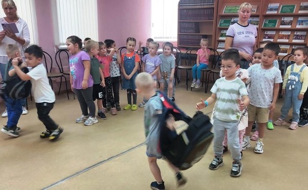 Игровая программа «Здравствуй, к знаниям дорога!»