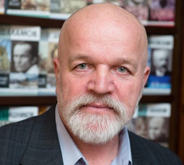 Встреча с российскими писателями Сергеем Михеенковым и Юрием Луниным