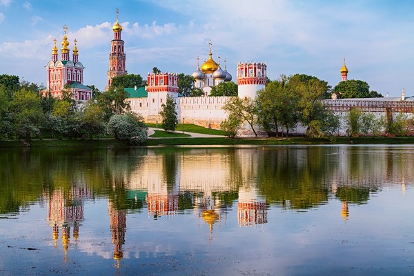 Осмотр комплекса Новодевичьего монастыря