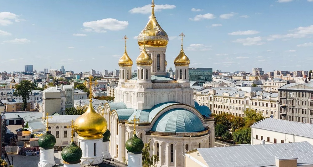 Бесплатная экскурсия «Куртизанки и святые на Сретенском холме»