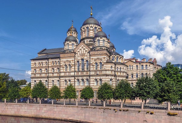 Святыни Петербурга