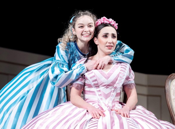 Спектакль «Доходное место»