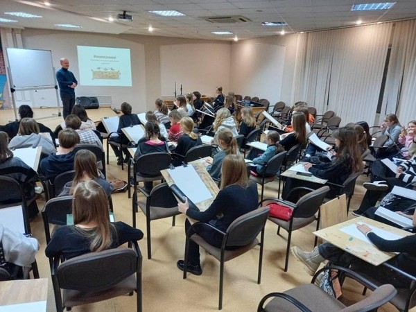 «Разговоры о важном»: новый формат работы со студентами