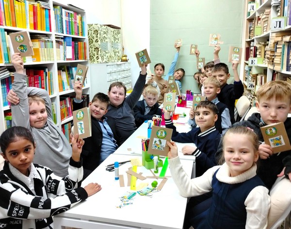 Библиотечный урок «Остров книжных сокровищ»