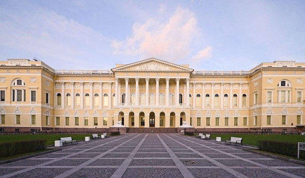 «Михайловский дворец: путешествие в историю»