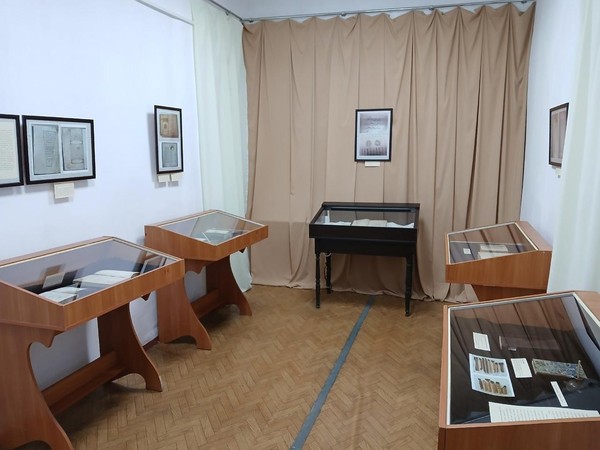 Выставка «Личная библиотека дома Гераев»